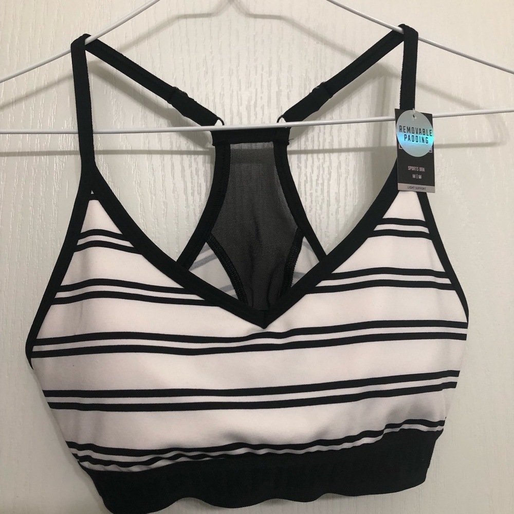 Victoria’s Secret Pink sports bra M